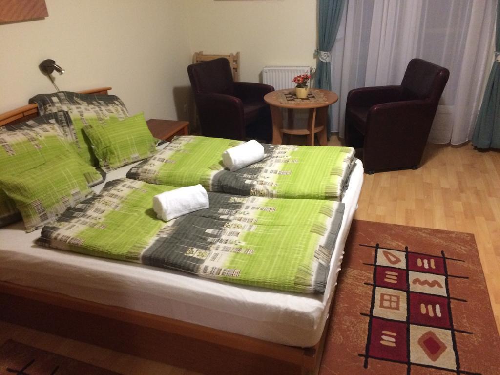 City Center Apartments Hévíz Kültér fotó