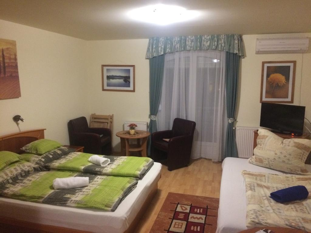 City Center Apartments Hévíz Kültér fotó
