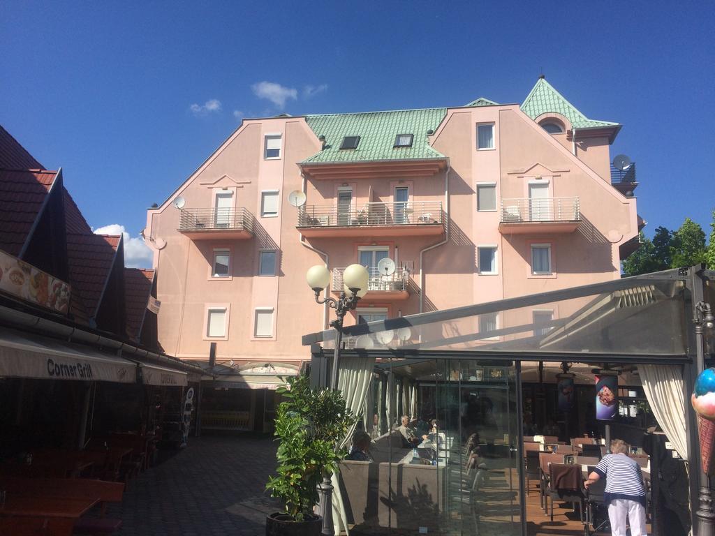 City Center Apartments Hévíz Kültér fotó